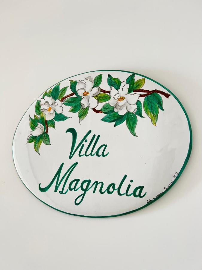 Villa Magnolia Formia Exterior photo